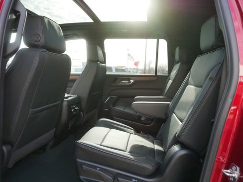 New 2026 GMC Yukon XL Denali w/ Sun & Power Step Package image 13