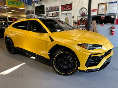 Used 2022 Lamborghini Urus