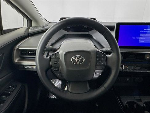Certified 2024 Toyota Prius XLE image 24