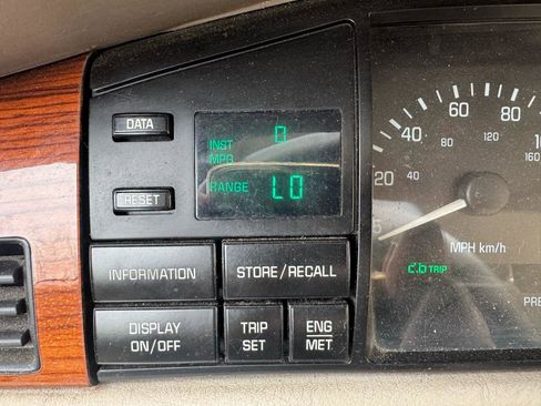 Used 1992 Cadillac Eldorado 2dr Coupe image 18