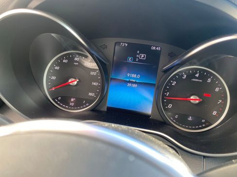 Used 2022 Mercedes-Benz GLC 300 4MATIC image 10
