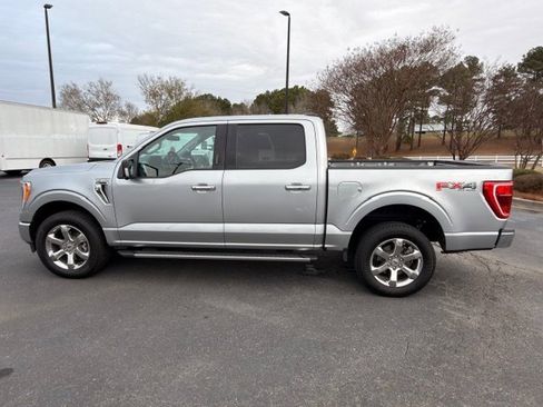 Used 2021 Ford F150 XLT w/ Equipment Group 302A High image 13