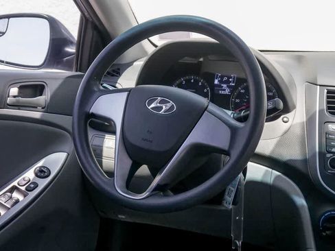 Used 2015 Hyundai Accent GLS FWD image 14