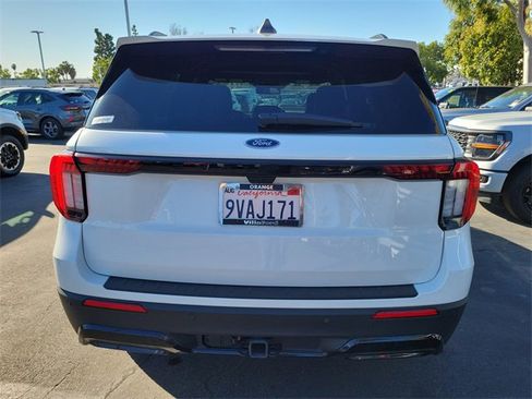 Used 2025 Ford Explorer ST-Line w/ Premium Package image 22