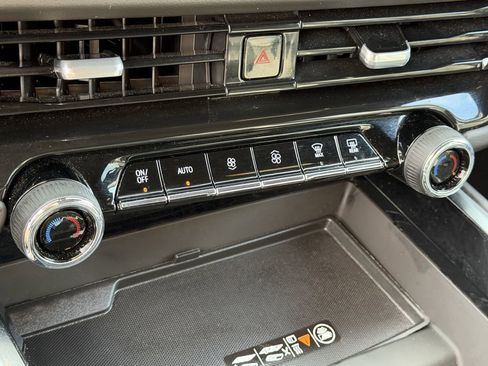 Used 2025 Chevrolet Tahoe LT image 20