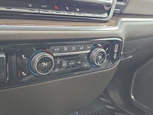 Used 2024 Chevrolet Silverado 3500 LT w/ Convenience Package image 33