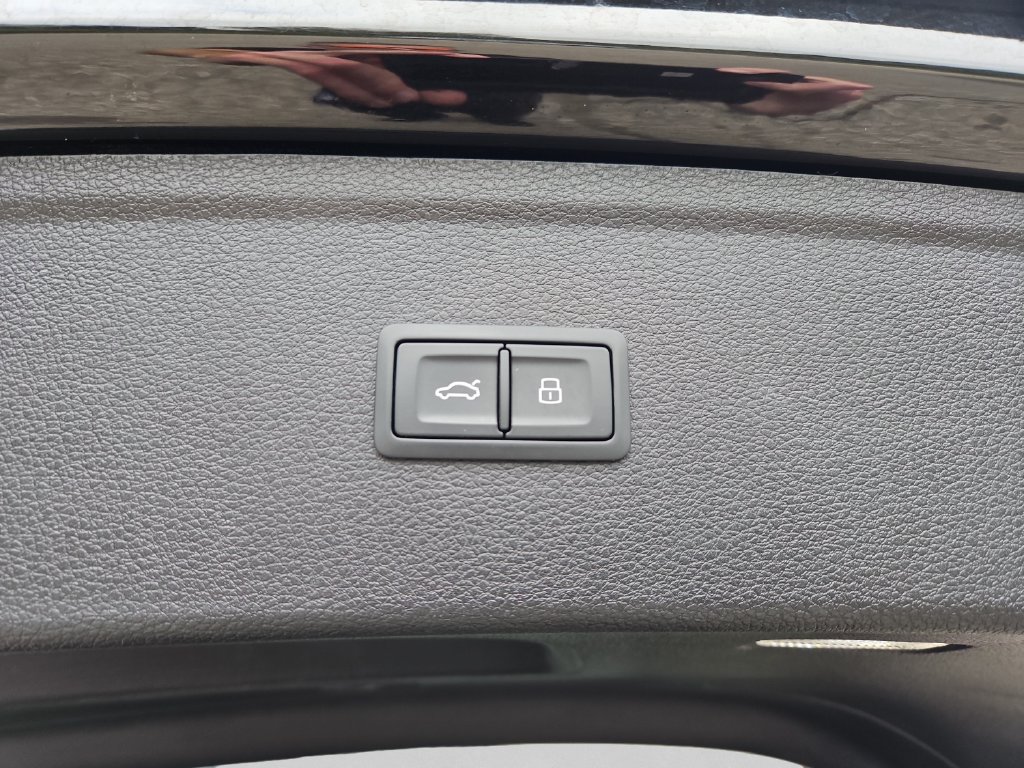 Used 2019 Audi Q5 2.0T Premium Plus w/ Premium Plus Package AWD/4WD image 23