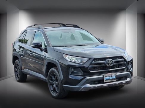 Used 2020 Toyota RAV4 TRD Off-Road w/ TRD Off-Road Weather Package AWD/4WD image 4