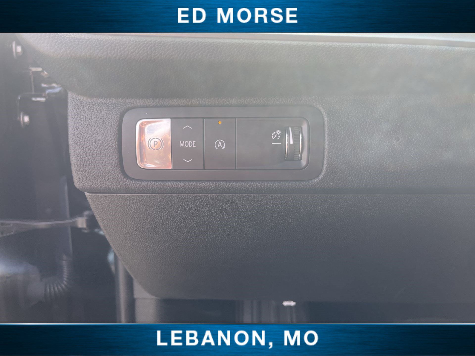 Used 2026 Chevrolet Traverse LT w/ Sun and Wheel Package FWD image 17