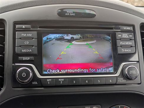 Used 2017 Nissan Juke S image 25