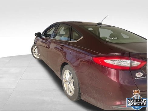 Used 2013 Ford Fusion SE image 7