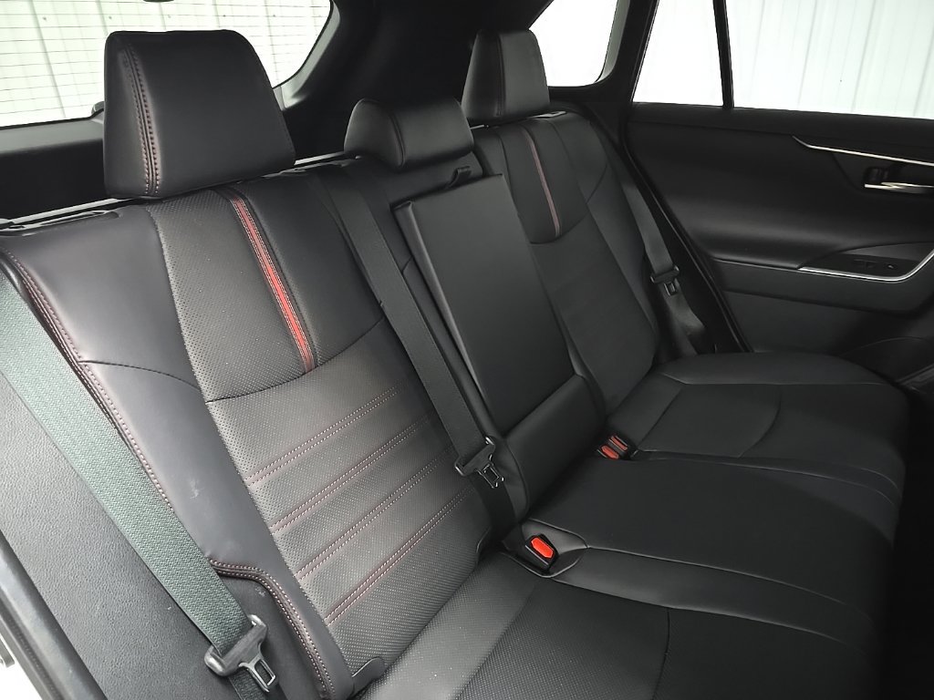 Used 2022 Toyota RAV4 XSE w/ Premium Package AWD/4WD image 17