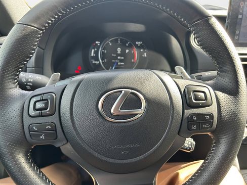 Used 2023 Lexus IS 350 F Sport image 10