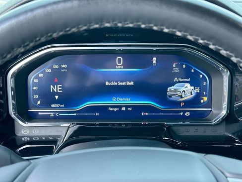 Certified 2024 Chevrolet Silverado 1500 High Country w/ Technology Package image 31