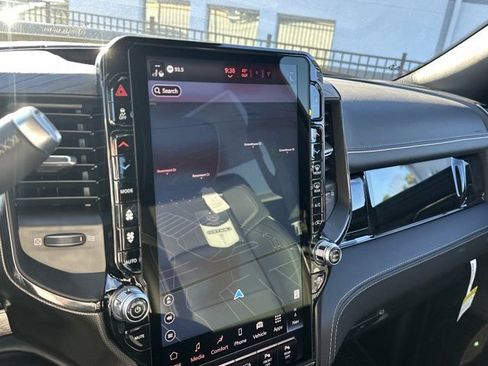 New 2026 RAM 2500 Limited image 25