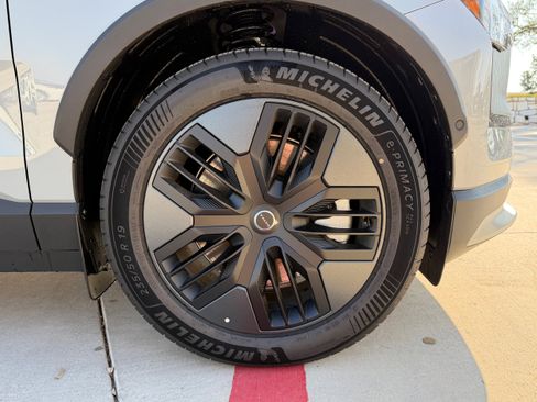 Used 2026 Volvo EX30 Cross Country Ultra w/ Protection Package Premier image 8