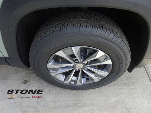 New 2026 Chevrolet Equinox LT w/ Convenience Package II image 10