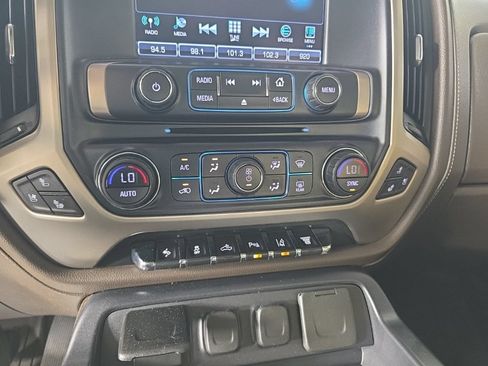 Used 2019 GMC Sierra 3500 Denali AWD/4WD image 21