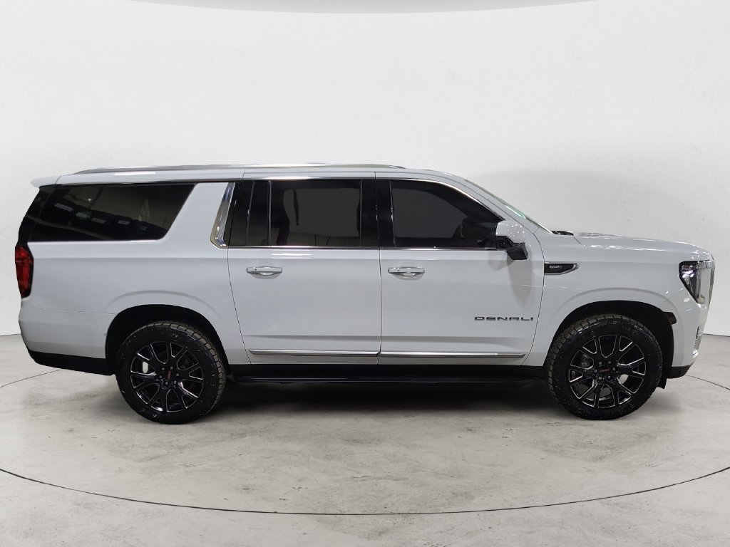 Used 2024 GMC Yukon XL Denali w/ Max Trailering Package AWD/4WD image 6
