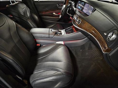 Used 2016 Mercedes-Benz S 550 4MATIC Sedan image 22