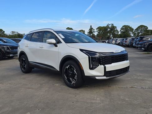 New 2026 Kia Sportage EX AWD/4WD image 2