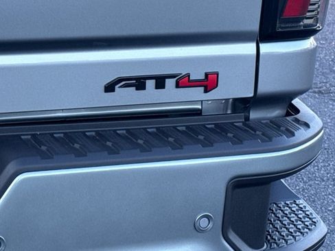 New 2026 GMC Sierra 2500 AT4 w/ AT4 Premium Plus Package AWD/4WD image 10