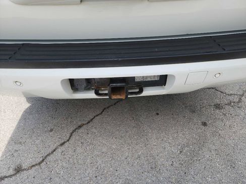 Used 2008 Chevrolet Suburban LT w/ LT Preferred Equipment Group RWD image 7