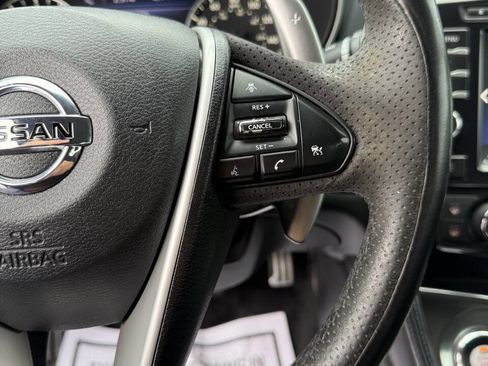 Used 2016 Nissan Maxima SR image 16