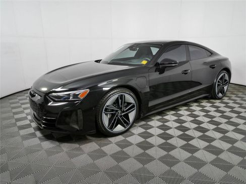 Used 2023 Audi RS e-tron GT w/ Ceramic Brake Package AWD/4WD image 29