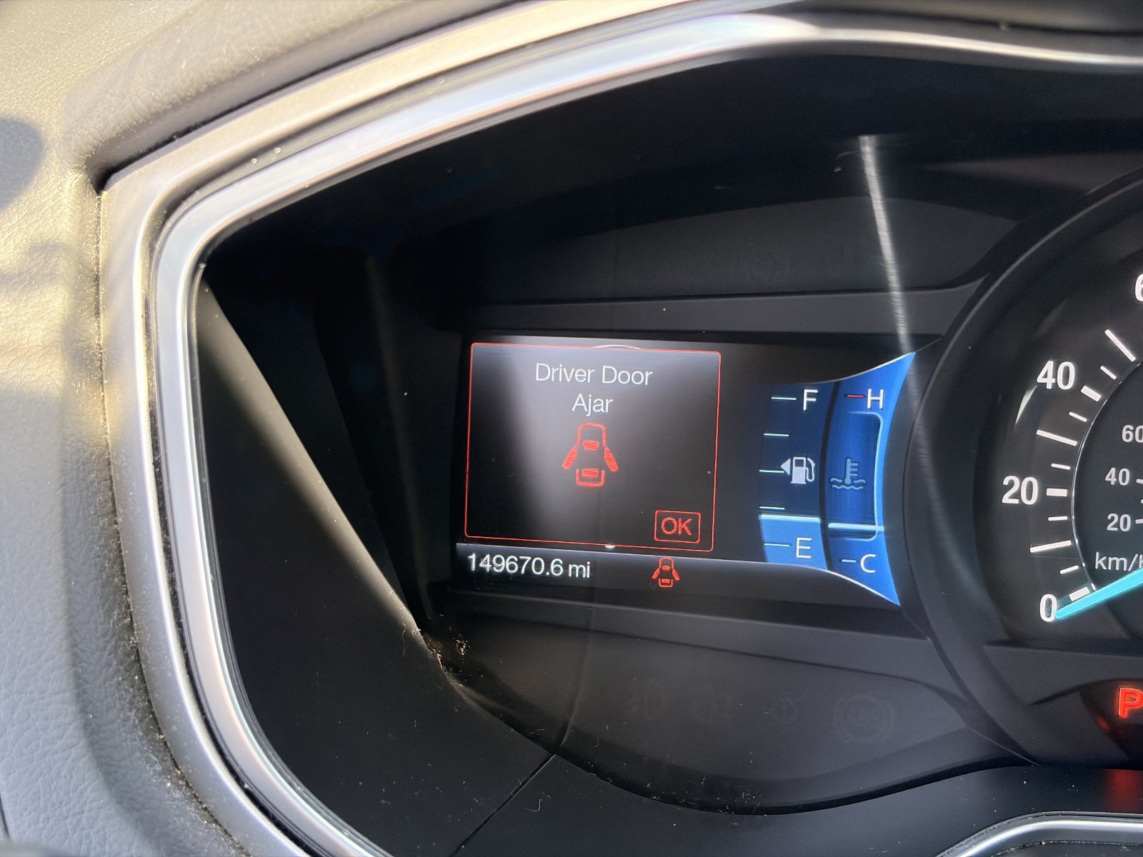Used 2014 Ford Fusion SE FWD image 30