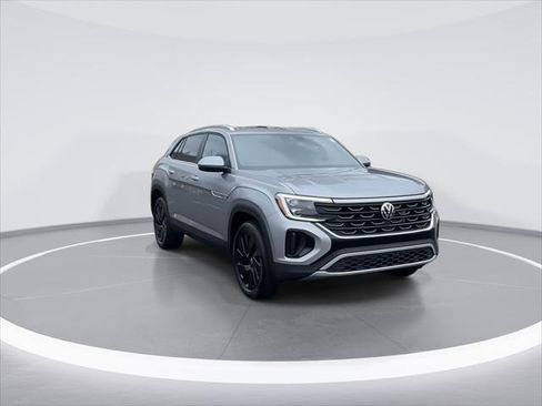 New 2026 Volkswagen Atlas Cross Sport SE AWD/4WD image 2