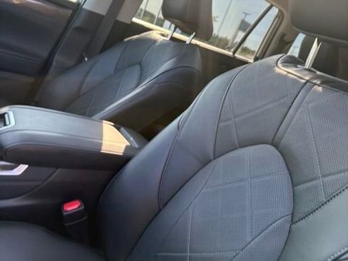 Used 2024 Toyota Highlander Platinum FWD image 14