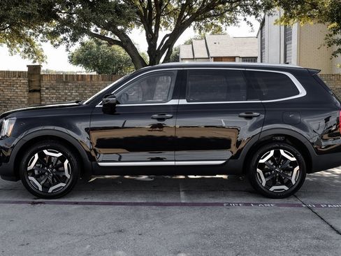 Used 2023 Kia Telluride S w/ S Sunroof Package image 21