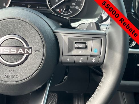 New 2025 Nissan Pathfinder SV w/ SV Premium Package image 23