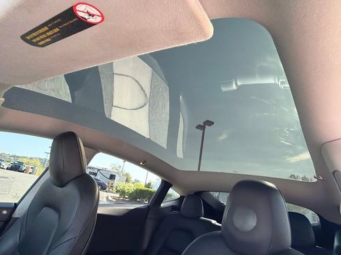 Used 2020 Tesla Model Y Long Range AWD/4WD image 21