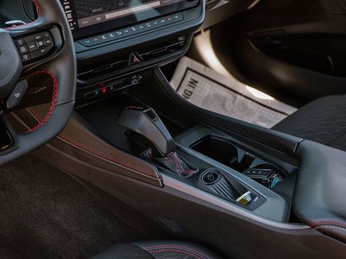 Used 2025 Dodge Charger R/T w/ Quick Order Package 25M R/T image 15