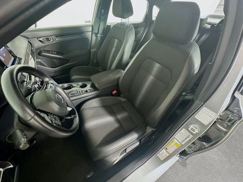 Used 2025 Honda Civic Sport image 13