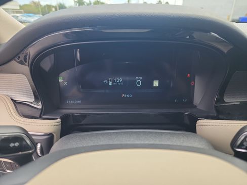 New 2026 Lincoln Corsair Premiere FWD image 36