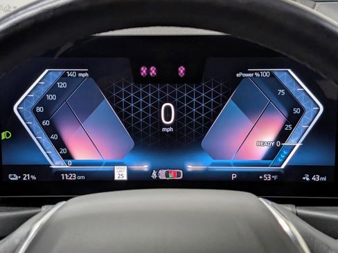 Used 2023 BMW i4 eDrive35 image 32