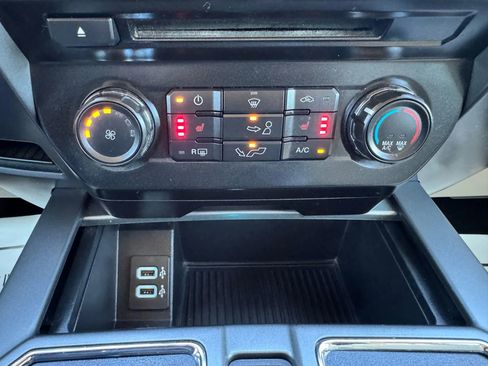 Used 2017 Ford F150 XLT w/ Equipment Group 302A Luxury image 62