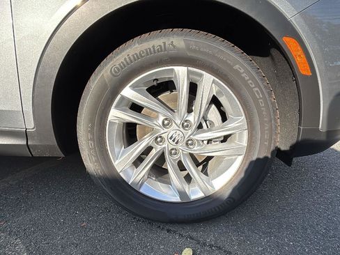 New 2025 Buick Envista Preferred w/ Convenience II Package image 9