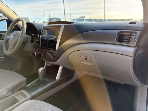 Used 2011 Subaru Forester 2.5X w/ Alloy Wheel Value Pkg image 32