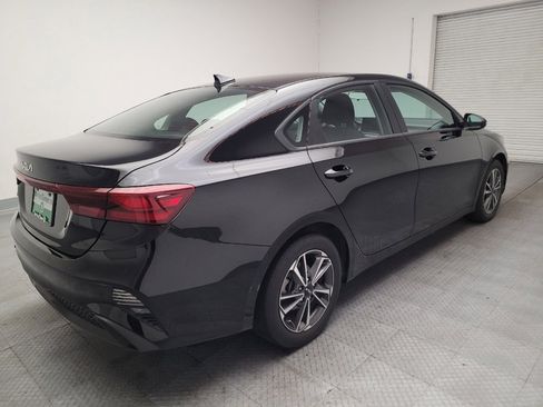 Used 2023 Kia Forte LXS FWD image 9