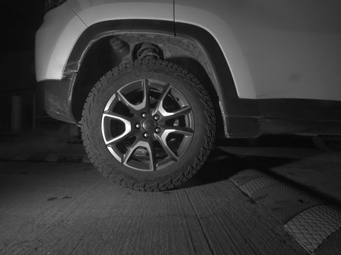 Used 2025 Jeep Compass Trailhawk w/ Trailer Tow Group image 15