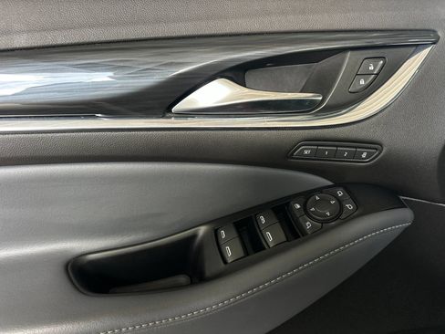 Used 2024 Buick Enclave Premium FWD image 10