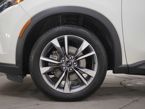 Used 2022 INFINITI QX60 Luxe image 29