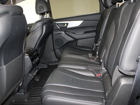 Used 2023 Acura MDX SH-AWD w/ Technology Package image 20