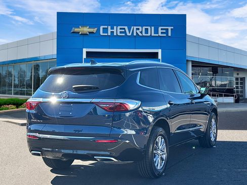 Certified 2023 Buick Enclave Essence w/ Trailering Package, 5000 lbs. FWD image 4