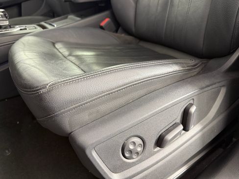 Used 2019 Audi Q5 Premium Plus image 18