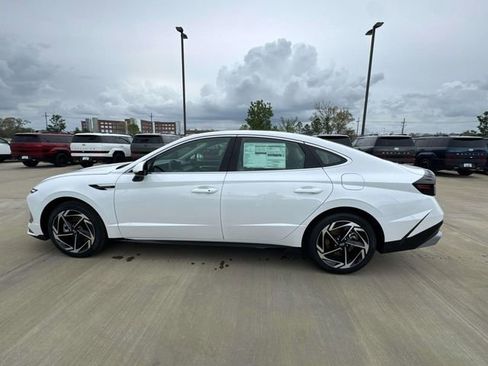 New 2026 Hyundai Sonata SEL FWD image 6